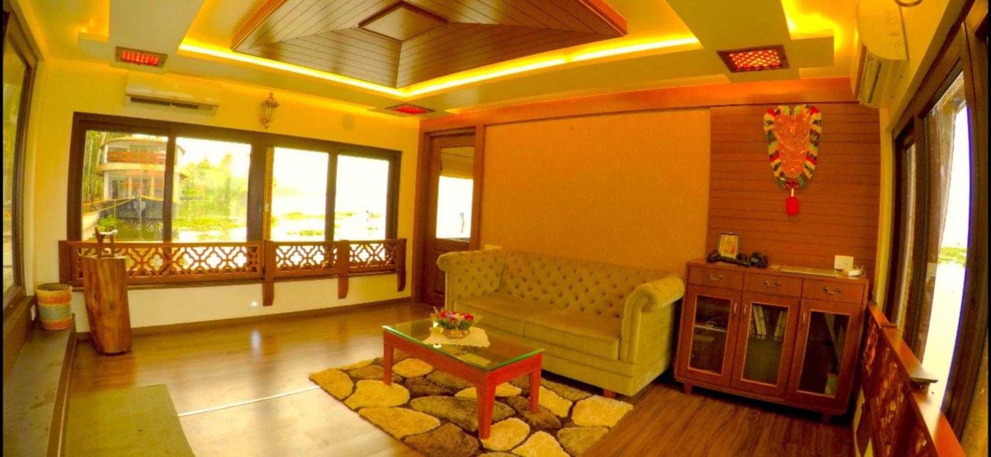 فندق Victoria Houseboats Alappuzha المظهر الخارجي الصورة